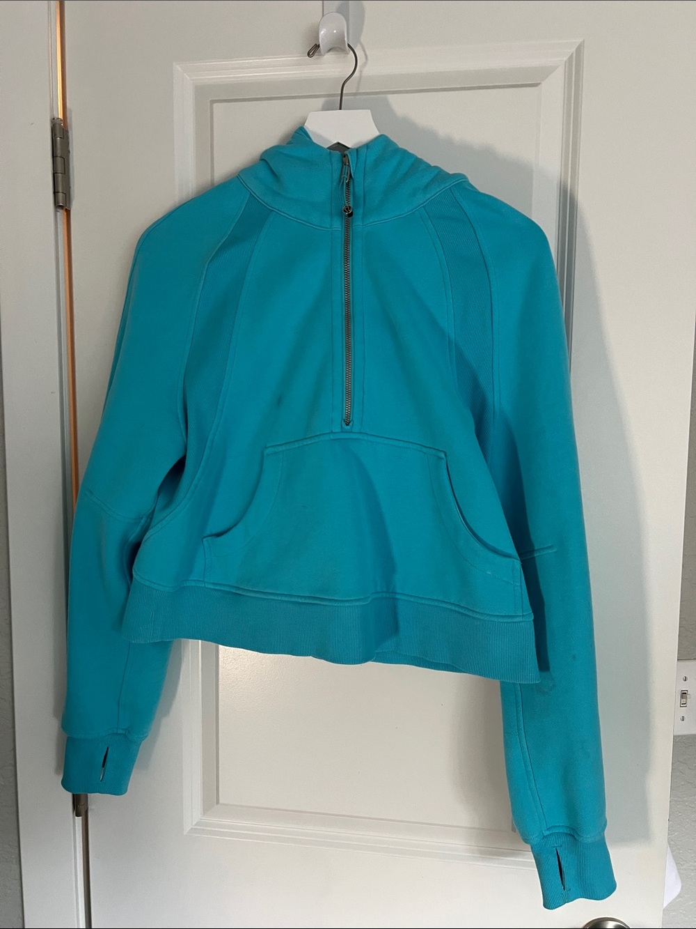Lululemon Sweatshirt 🩵🛍️